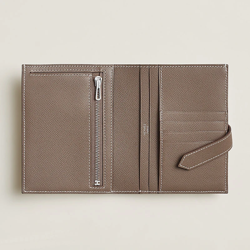 Hermes Bearn Compact Monochrome Wallet - Image 32