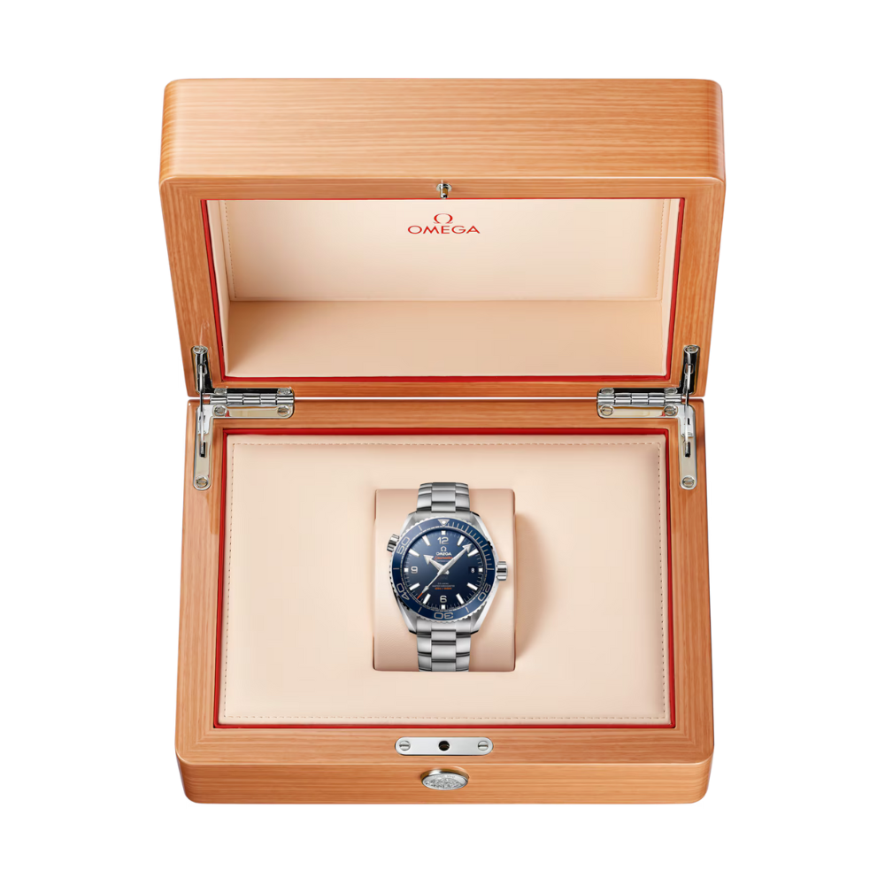 Omega Seamaster PLANET OCEAN 600M CO‑AXIAL MASTER CHRONOMETER Ref# 215.30.44.21.03.001 - Image 9