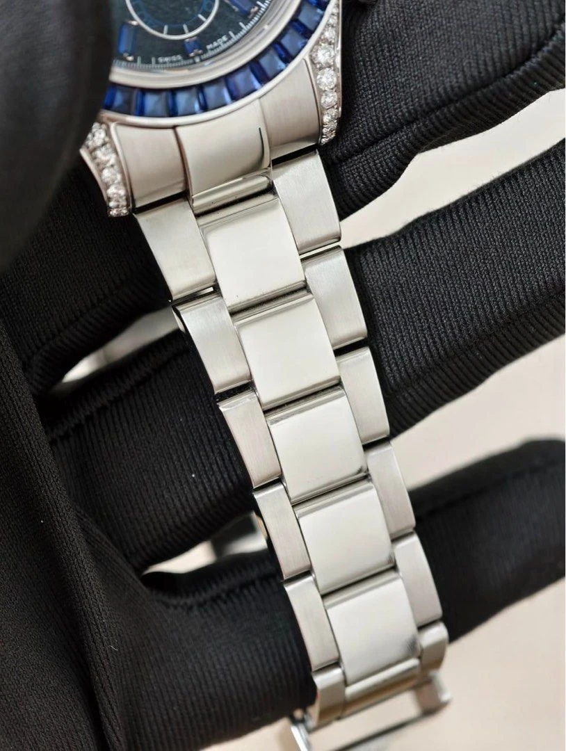 Rolex Cosmograph Daytona – White Gold & Sapphire Bezel – Ref. 126599TSA - Image 6